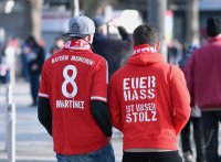 Fussball 1. Bundesliga Saison 14/15: VfB Stuttgart - FC Bayern Muenchen