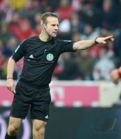 Fussball 1. Bundesliga, Saison 2012/2013:  Schiedsrichter Peter Gagelmann