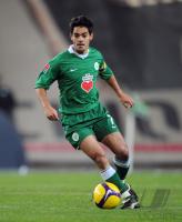 FUSSBALL 1. BUNDESLIGA: Wolfsburg, JOSUE Einzelaktion