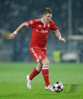 FUSSBALL  International CHL 09/10 :  SCHWEINSTEIGER  (FC Bayern  Muenchen)