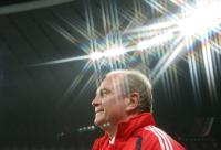 Fussball Champions League Bayern-Mailand; Zweikampf