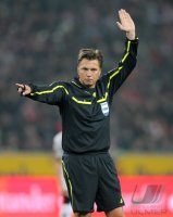 Fussball 1. Bundesliga, Saison 2011/2012:  Schiedrichter Thorsten Kinhoefer