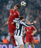 FUSSBALL INTERNATIONAL CHL VIERTELFINALE 12/13: Juventus Turin - FC Bayern Muenchen