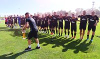 Fussball Relegation zur Oberliga, Rueckspiel 21/22: FC Holzhausen - FC Denzlingen