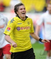Fussball: 1. Bundesliga Saison 2010/2011: Borussia Dortmund - SC Freiburg