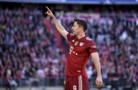 Fussball 1. Bundesliga Saison 21/22: FC Bayern Muenchen -  TSG 1899 Hoffenheim