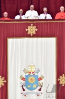 Rom;  Papst Franziskus I. spricht den Urbi Et Orbi Segen