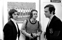 Fussball 1. Bundesliga Saison 1971/1972:  Mueller (Bayern), Overath (Koeln), Beckenbauer (Bayern)