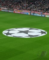 Fussball CHL  Saison 2011/2012:  Stadionuebersicht Allianz-Arena Muenchen