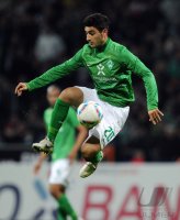 Fussball 1. Bundesliga, Saison 2011/2012: Werder Bremen: EKICI am Ball