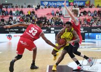 Basketball 2. Bundesliga  19/20: Tigers Tuebingen - Bayer Giants Leverkusen