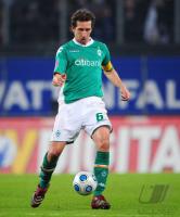 FUSSBALL 1. BUNDESLIGA: Bremen, BAUMANN Einzelakion