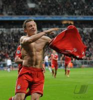 FUSSBALL  International CHL 09/10 :  JUBEL OLIC  (FC Bayern  Muenchen)