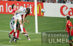 Fussball INTERNATIONAL  EURO 2004 Portugal - Griechenland im Stadion da Luz in Lissabon 04.07.2004