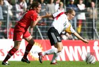 Fussball  Training der deutschen Nationalmannschaft vor dem EM Qualifikationsspiel gegen Irland.