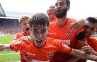 Fussball 2. BUNDESLIGA 14/15 : JUBEL 1. FC Kaiserslautern