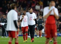 FUSSBALL INTERNATIONAL CHL HALBFINALE 12/13: JUBEL David Alaba (FC Bayern Muenchen) und Mario Gomez (FC Bayern Muenchen)