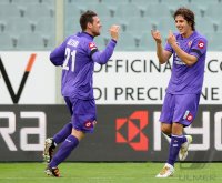 FUSSBALL SERIE A:  JUBEL Andrea Lazzari , Stevan Jovetic (v.li., AC Florenz)