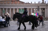 Vatikan / Rom: Trauer nach dem Tod von Papst Franziskus I.