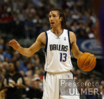 Basketball NBA  Mavericks  vs. Lakers   Steve Nash (D)