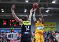 Basketball 1. Bundesliga 16/17 Hauptrunde: Walter Tigers Tuebingen - medi Bayreuth