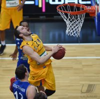 Basketball 1. Bundesliga 15/16 Hauptrunde: Walter Tigers Tuebingen - FRAPORT SKYLINERS Frankfurt