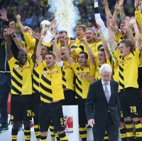 Fussball Bundesliga 14/15 Supercup Finale: JUBEL Borussia Dortmund