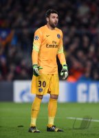 Fussball CHL  Saison 2014/2015: Torwart Salvatore Sirigu (Paris Saint-Germain)