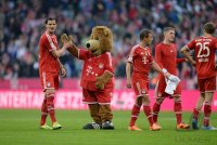 Fussball  1. Bundesliga  13/14: FC Bayern Muenchen - SC Freiburg