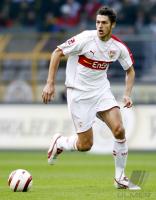 Fussball 1. Bundesliga: Stuttgart, DELPIERRE Einzelaktion am Ball