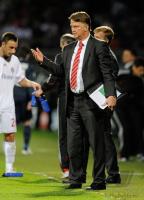 FUSSBALL  International CHL 2009/2010:  Trainer Louis Van Gaal (FC Bayern Muenchen)