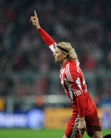 Fussball 1. Bundesliga : (v. li.) (v. li.) Bayern Jubel nach dem Tor zum 3:1 Anatoliy Tymoshchuk