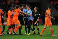 FUSSBALL WM 2010, HALBFINALE:  Uruguay - Niederlande