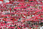 Fussball 2. Bundesliga: Fans vom 1. FC Koeln