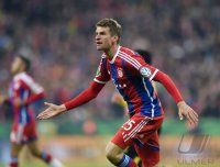 Fussball DFB Pokal Halbfinale 14/15: FC Bayern Muenchen - Borussia Dortmund