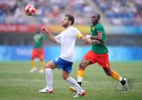 FUSSBALL  Olympia 2008   Vorrunde  Maenner Kamerun - Italien