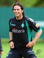 FUSSBALL 1. BUNDESLIGA: Training Werder Bremen mit Neuzugang Pizarro