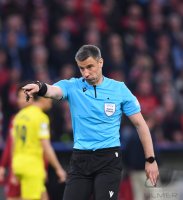 Fussball International CHL 21/22: FC Bayern Muenchen  - Villarreal CF