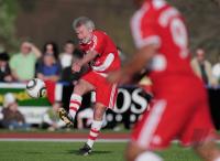 FUSSBALL   Paul BREITNER  (FC Bayern Muenchen Allstars)