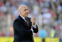 Fussball 1. Bundesliga  Saison 2010/2011:  Trainer Christian Gross (VfB Stuttgart)