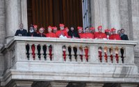 Papstwahl / Konklave: Papstwahl: Habemus Papam, weisser Rauch, Leo 14. ist der neue Papst