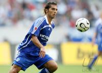 Fussball 1. Bundesliga: Schalke, ALTINTOP Einzelaktion