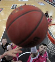 Basketball  1. Bundesliga  11/12  Walter Tigers Tuebingen - Telekom Baskets Bonn