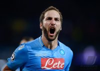 FUSSBALL  CHL  Saison 2013/2014: JUBEL Gonzalo Higuain (SSC Neapel)