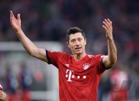 Fussball 1. Bundesliga Saison 18/19: FC Bayern Muenchen - Borussia Dortmund