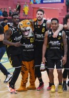 Basketball 2. Bundesliga  19/20: Tigers Tuebingen - Team Ehingen Urspring