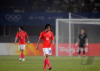 FUSSBALL  Olympia 2008   Vorrunde  Maenner  Korea - Kamerun