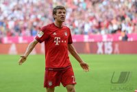 Fussball 1. Bundesliga Saison 15/16: FC Bayern Muenchen - FC Augsburg