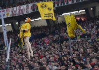 Fussball 1. Bundesliga Saison 14/15: VfB Stuttgart - Borussia Dortmund