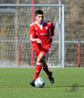 Fussball B - Junioren Bundesliga:  Bayern Muenchen - TuS Ergenzingen